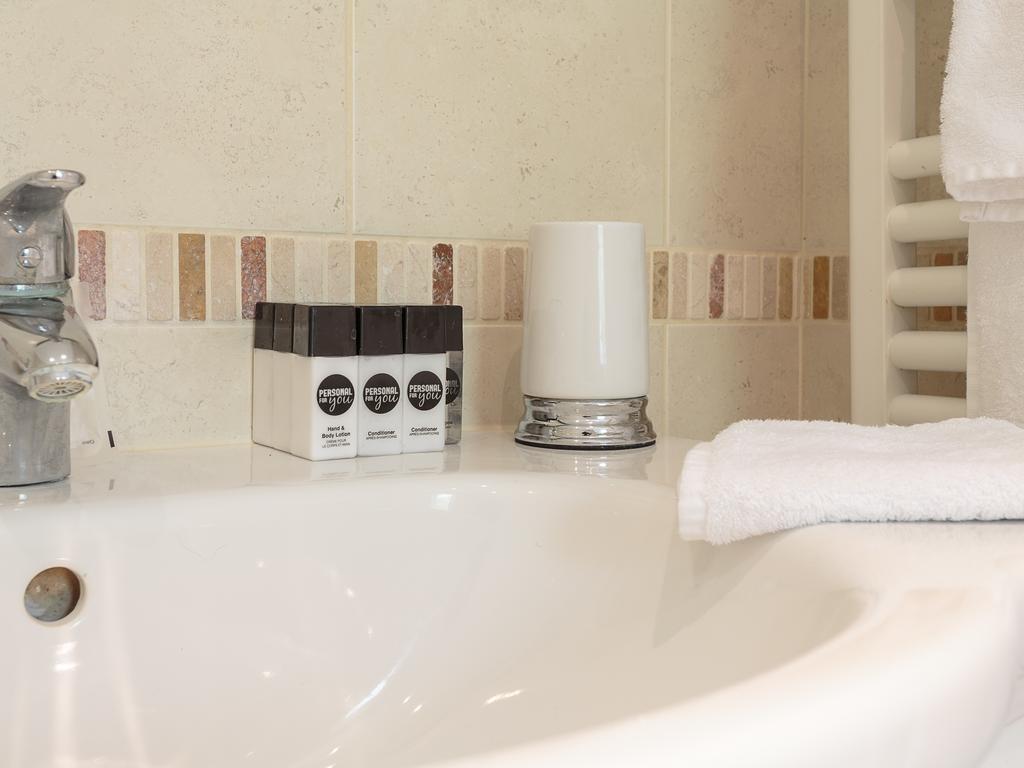Blackmill Spinney Boutique B&B Chichester Room photo